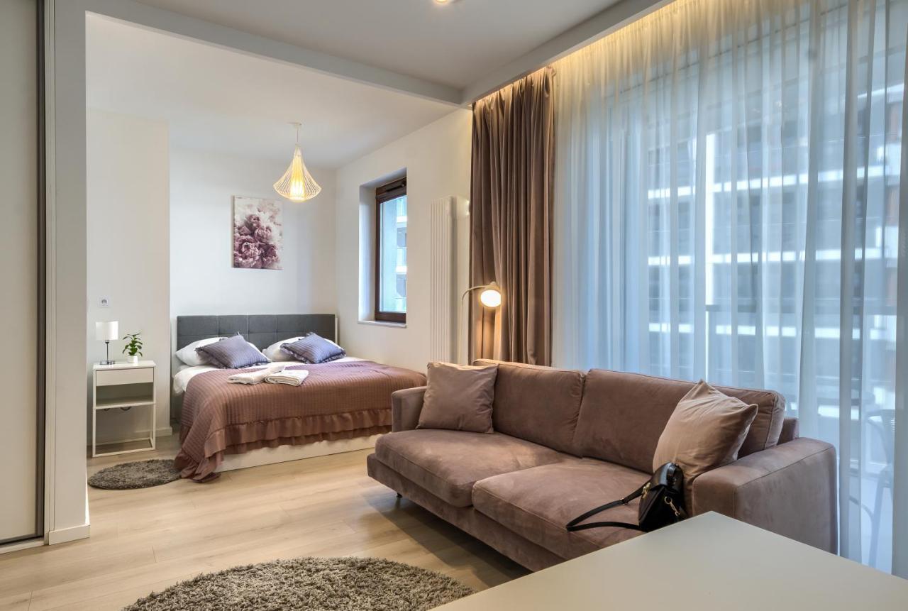 Wola Luxury Stay Varšava Exteriér fotografie